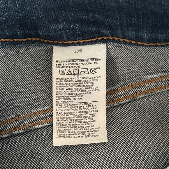 Banana Republic High-rise Wide Leg Crop Jean - Picture 3 of 6